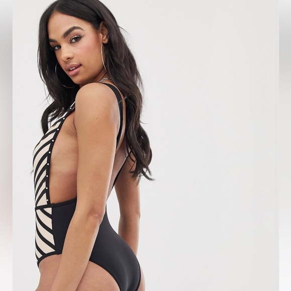 ASOS DESIGN lattice plunge swimsuit with jewel detail in black Size US 10 - Picture 4 of 7
